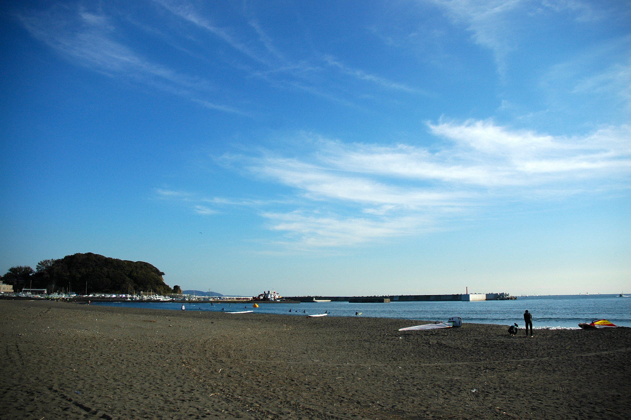 Enoshima Beach Cleaning