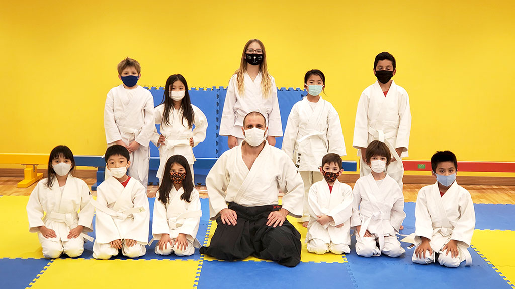 Elementary School Students Growing Through Budo