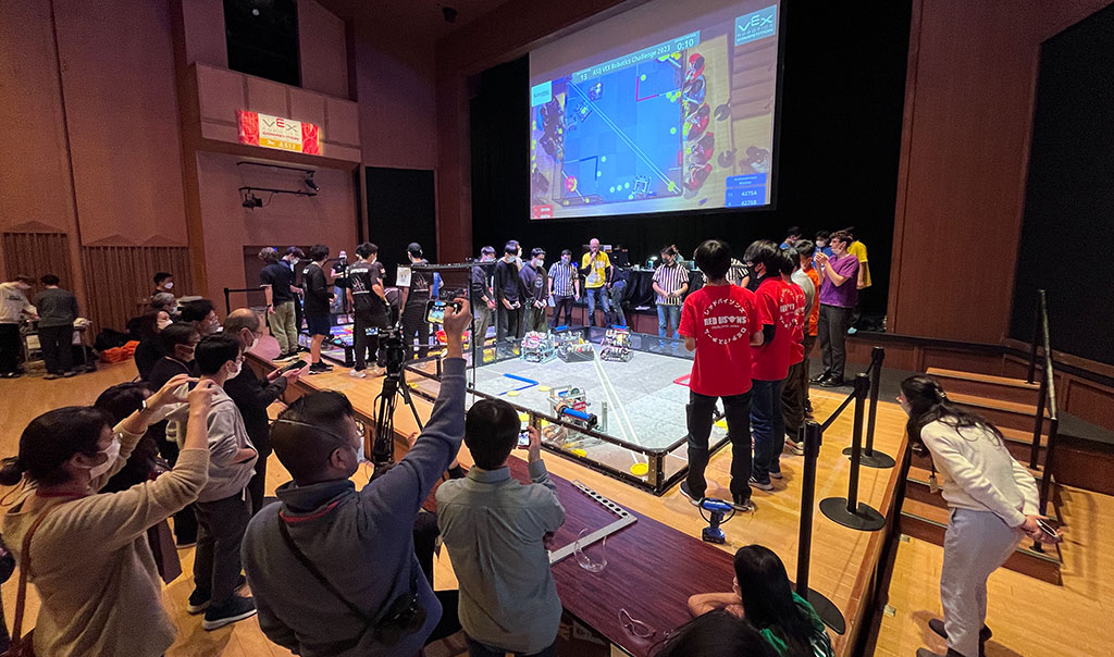 Saint Maur Robotics Club Shines at ASIJ VEX Robotics Competition