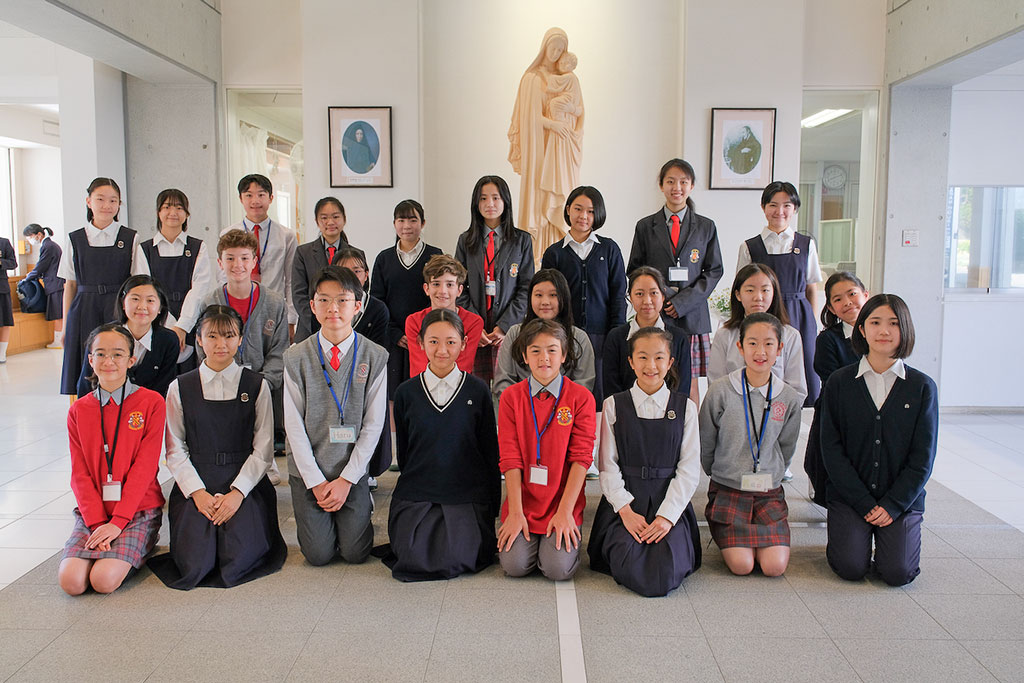 Saint Maur Middle School Students Visit Futaba School for the Day