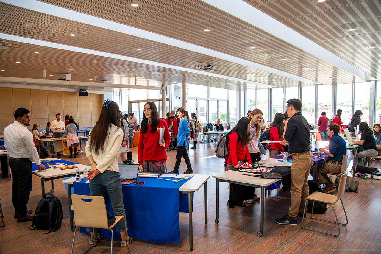 US University Fair at Saint Maur