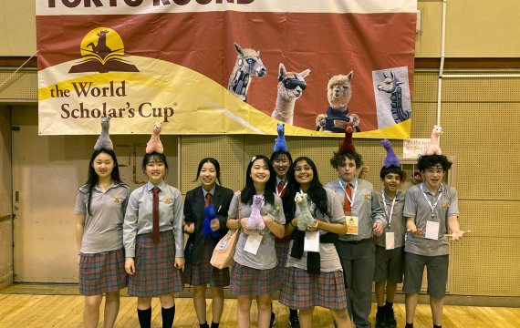 Cougars Succeed at Scholar's Cup